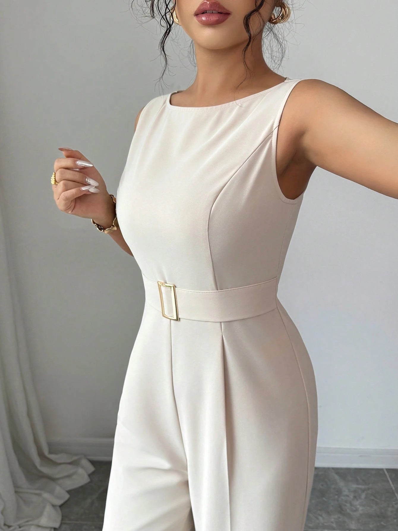 combinaison femme elegante blanche à Épaules Dénudées