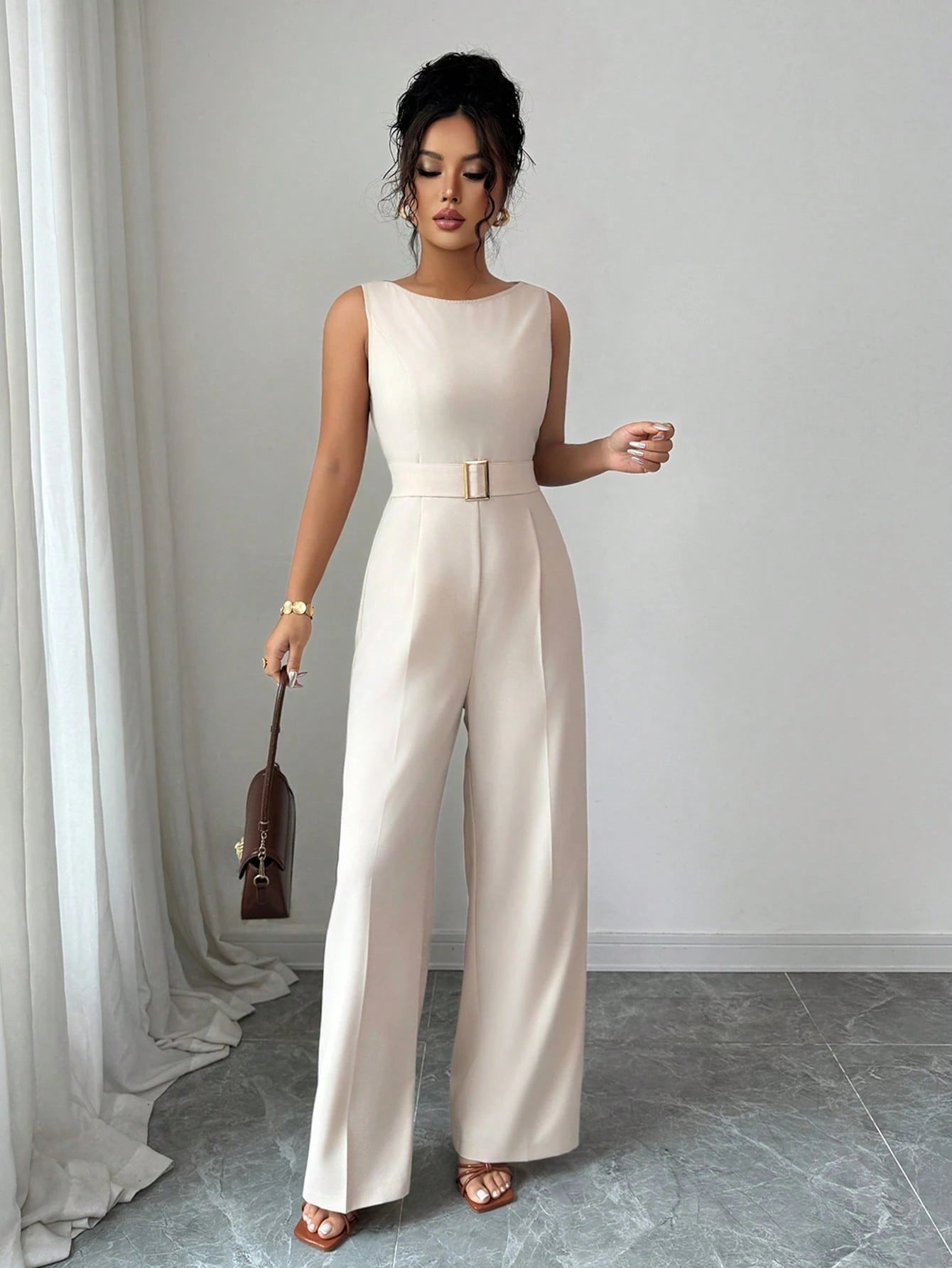 combinaison femme elegante blanche à Épaules Dénudées