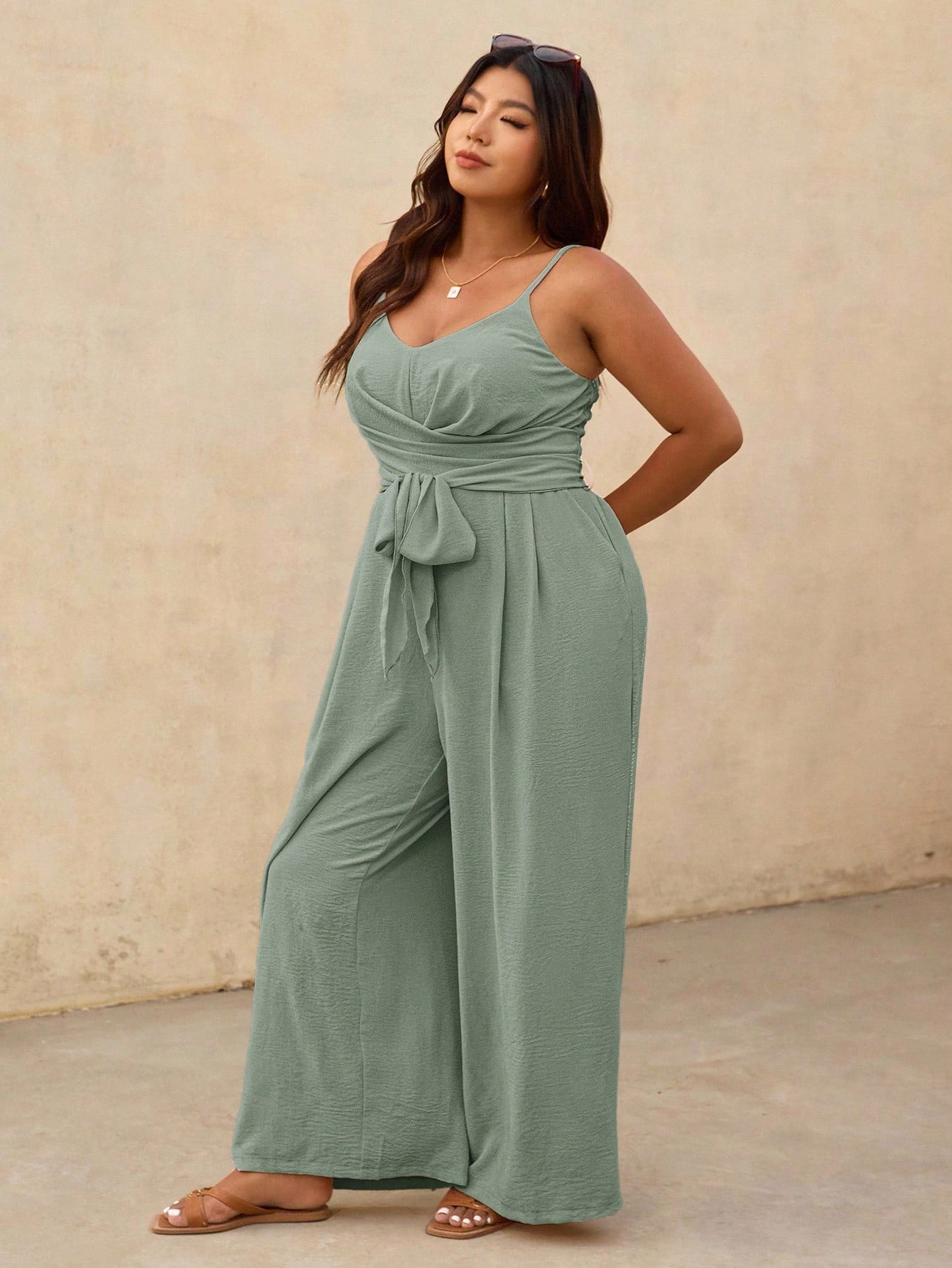 combinaison femme fluide élégante