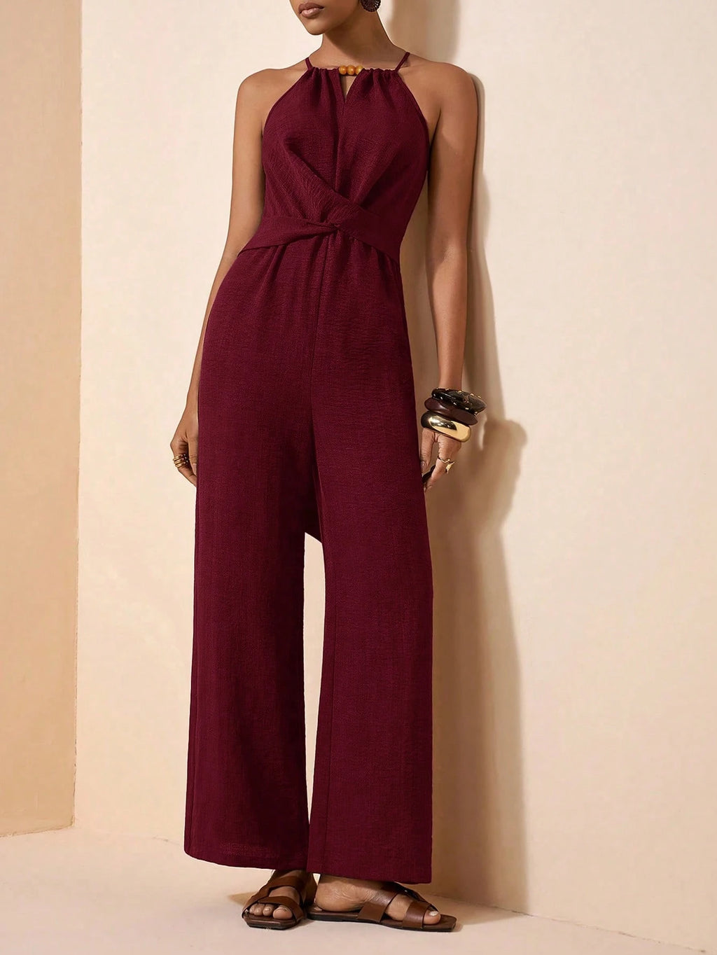 combinaison elegante femme bordeau ample
