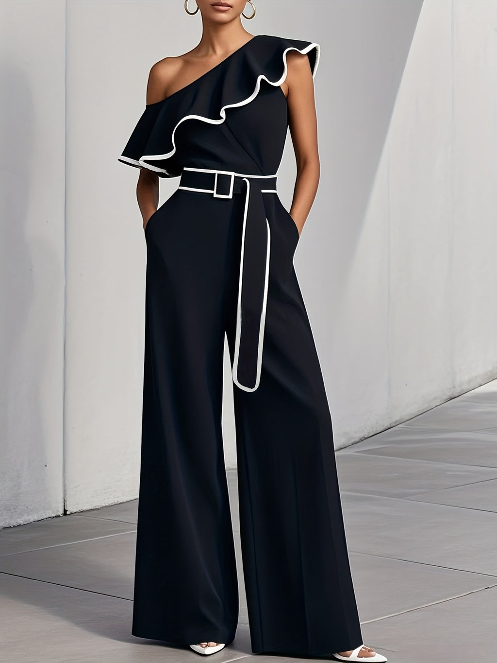 combinaison femme noir à une épaule design elegant