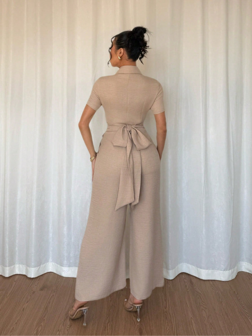 combinaison beige femme à jambes larges