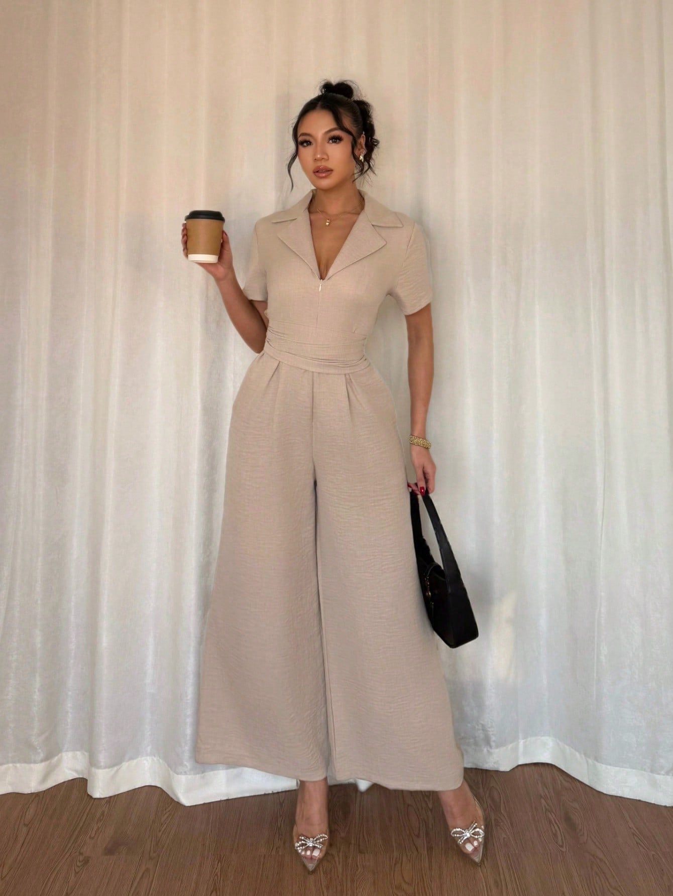 combinaison beige femme à jambes larges