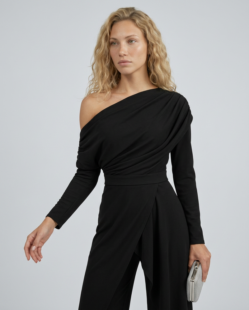 Combinaison asymétrique à une épaule avec superposition drapée noir