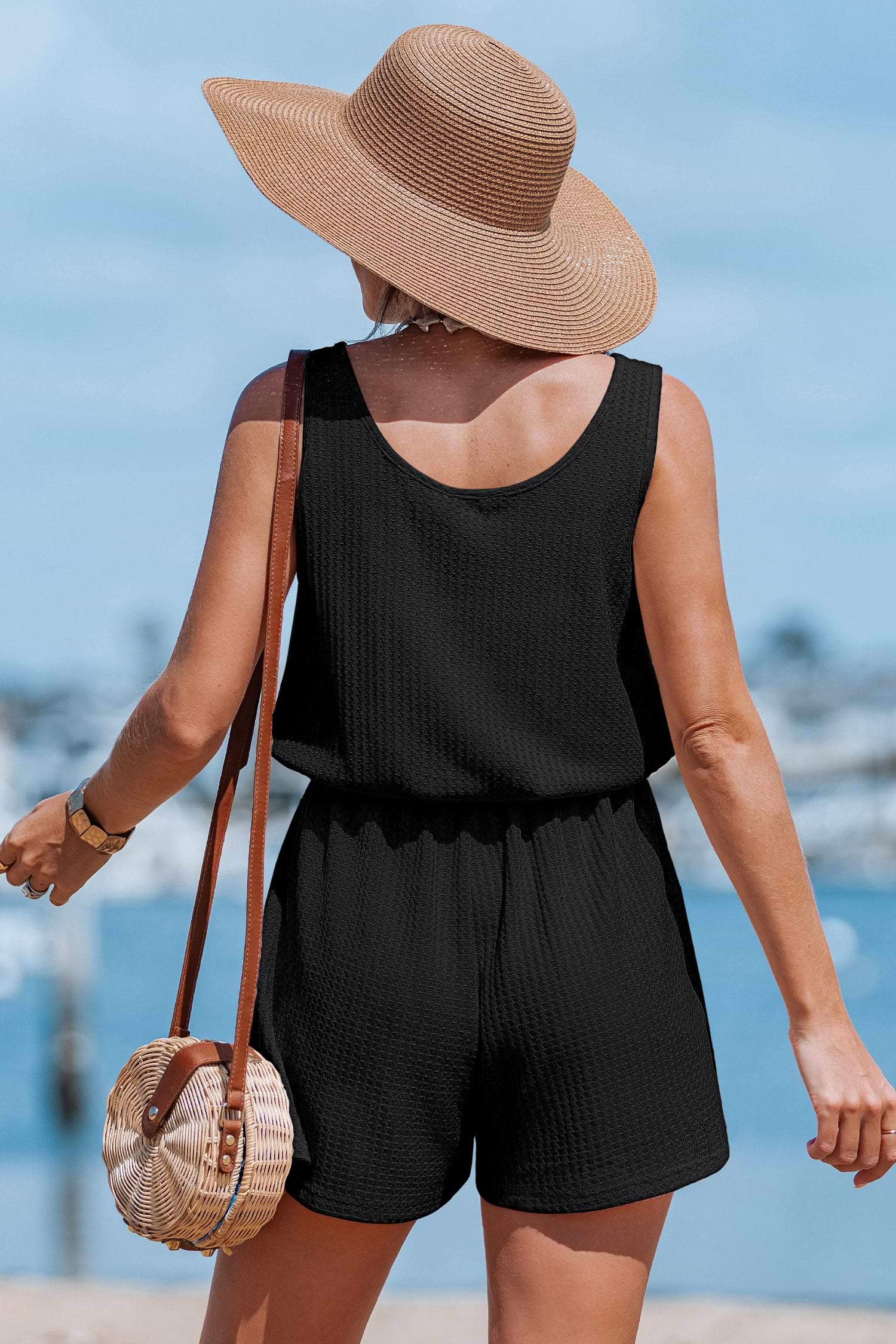 Combishort noir jambe large