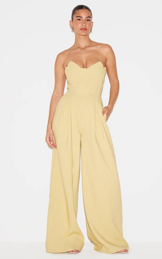 combinaison jaune femme avec dos nu et taille froncée