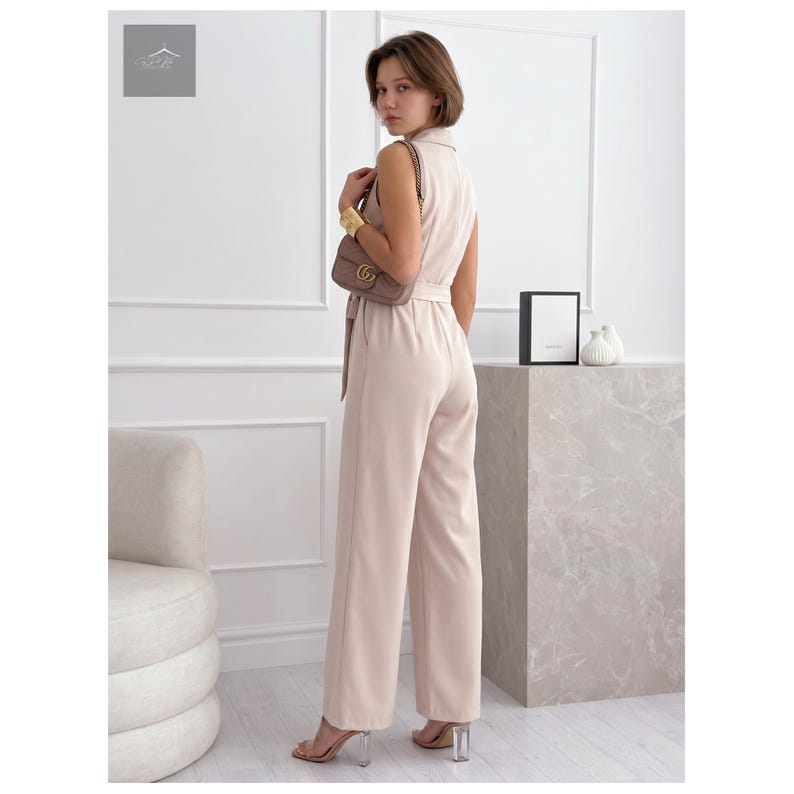 combinaison femme pantalon chic taille haute beige